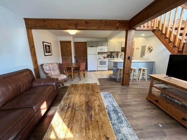 Photo - Winter Seasonal Lease! Sun filled, furnished and ready for you!