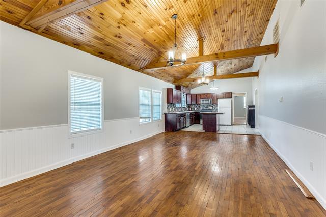 Photo - 301 S Weatherford St