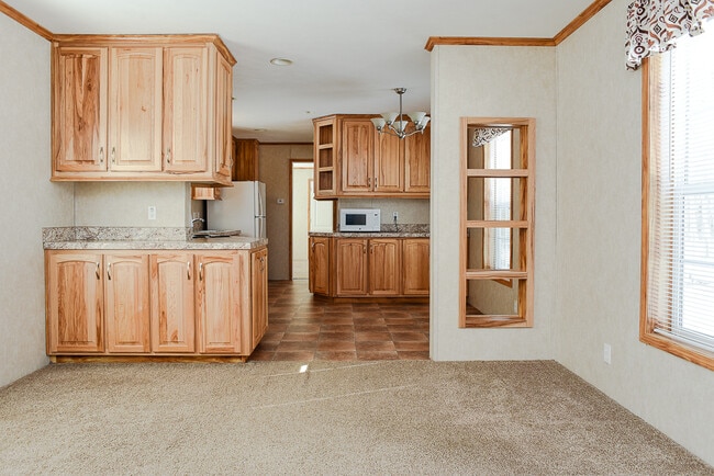 Photo - 900 Boothby Rd