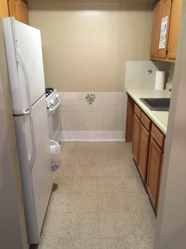 Photo - 940 E 181st St Unit 2