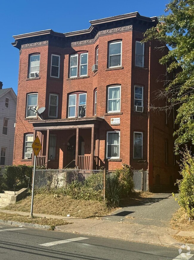 Building Photo - 168 Bond St Unit 3 West Rental