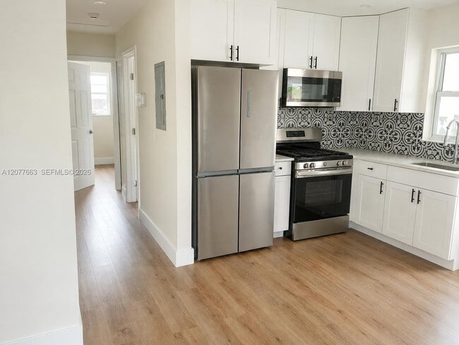 632 NW 19th St