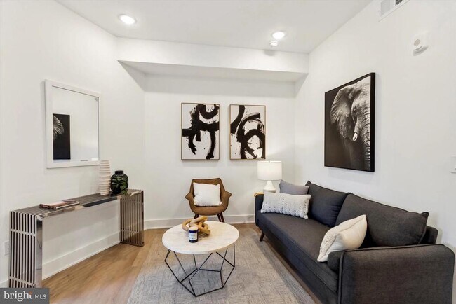 Photo - 367 W Hortter St Apartamento Unidad 304