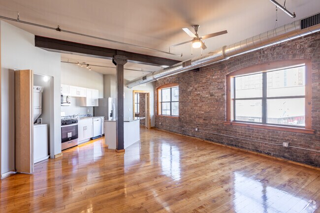 1BR, 1BA - 1207SF - Kitchen & Living Room