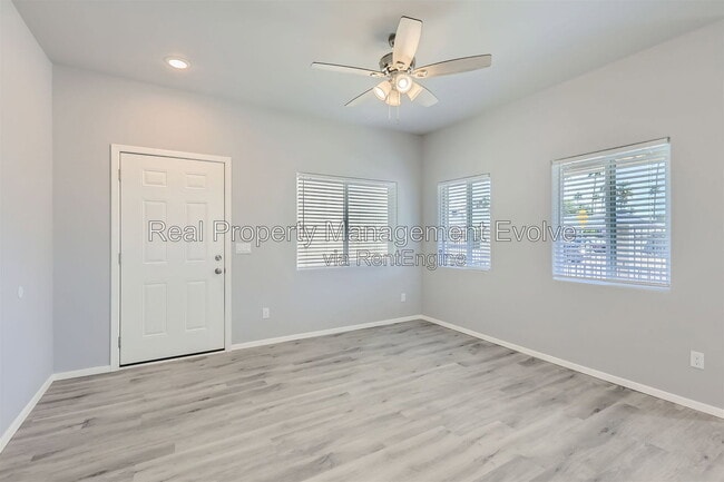 Photo - 7010 N 80th Ave Unit 3