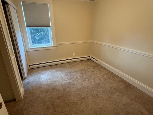 Bedroom - 69 Maple St Unit 4