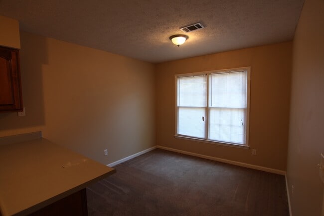 Photo - 3B/2B Duplex Available for August!