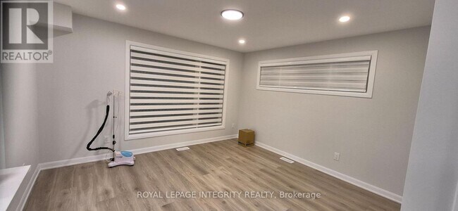 Photo - 401 Glenroy Gilbert Dr