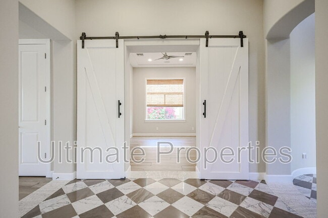 Photo - 28995 N 71st Ave