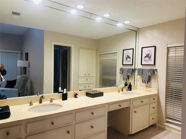 Photo - 7120 Teakwood Dr