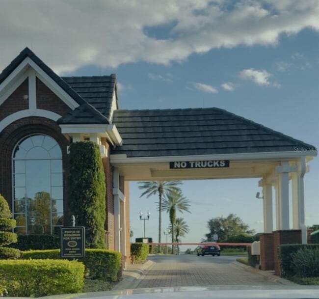 Photo - 13565 Fountainbleau Dr