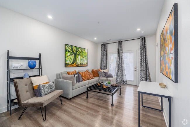 1BR, 1BA - 688SF - Living Area