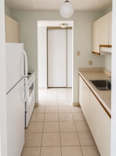 Photo - 980 Burnham St Unit 202