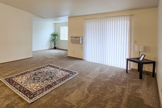 Photo - MIDWAY GARDENS