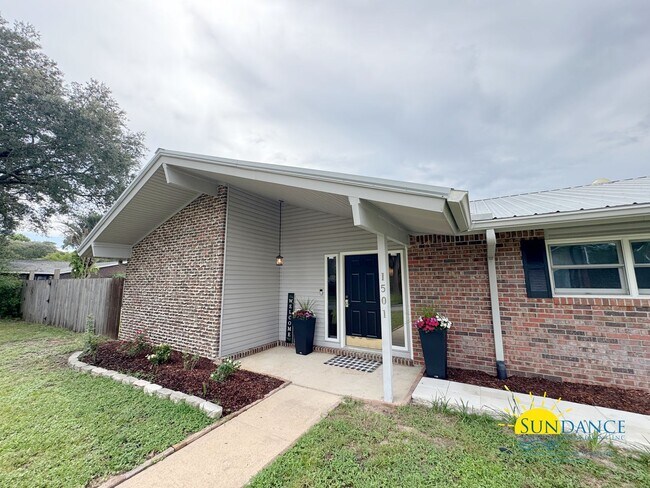 Charming 3-Bedroom Home in Palm Estates, N... - Charming 3-Bedroom Home in Palm Estates, N...