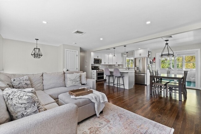 Photo - 193 Bonham Rd