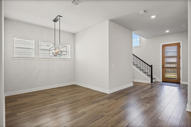 Photo - 5806 Rangeland Rd