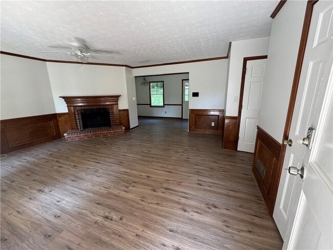 Photo - 116 Woodglen Ct