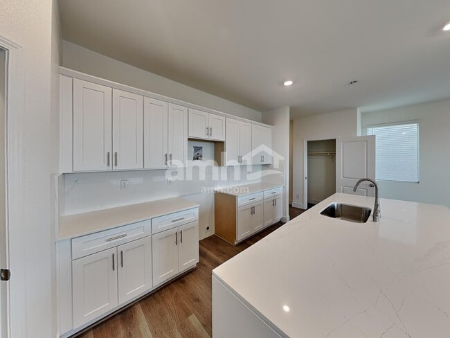 Photo - 10140 Mountain Crest St