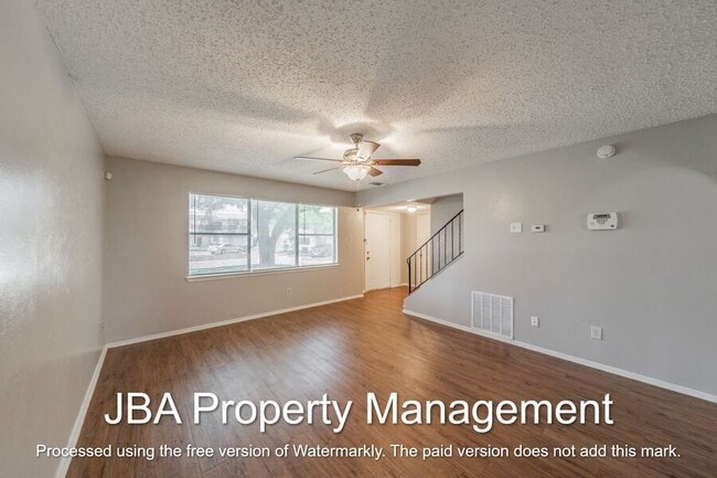 Photo - 1794 Farleigh Ct