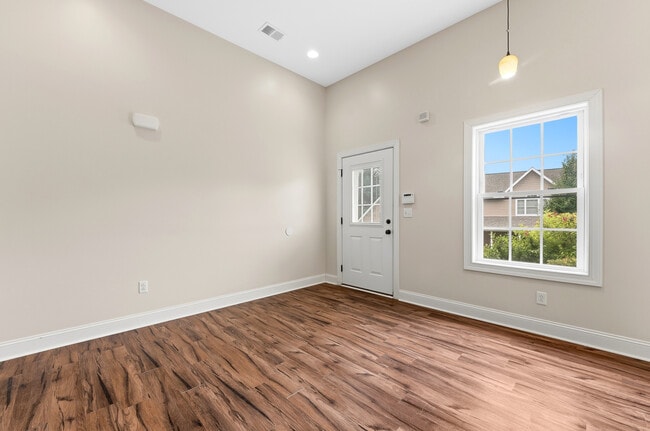 Photo - 107 Trescott Ln Unit 107