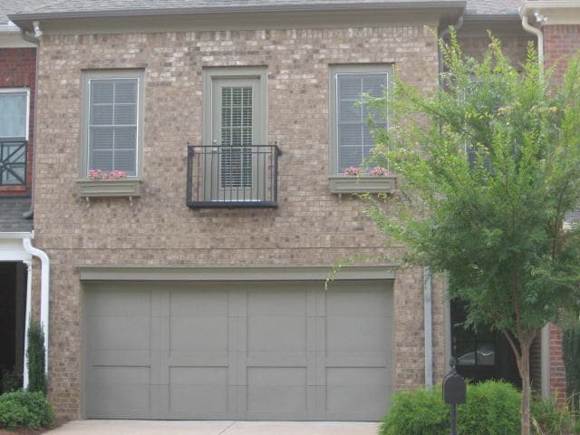 Building Photo - Excellent price for this wonderful John Wieland townhouse in swim / tennis neighborhood.
