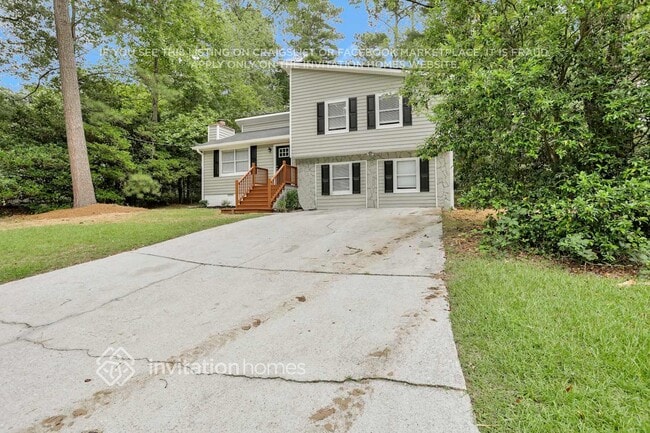 3868 Burnt Leaf Ln SW