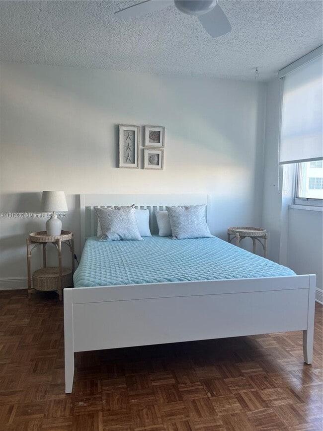 Photo - 905 Brickell Bay Dr Unit 1431