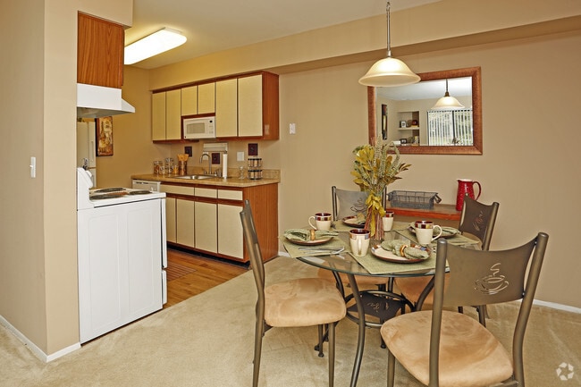 2 Bedroom - Dining Room