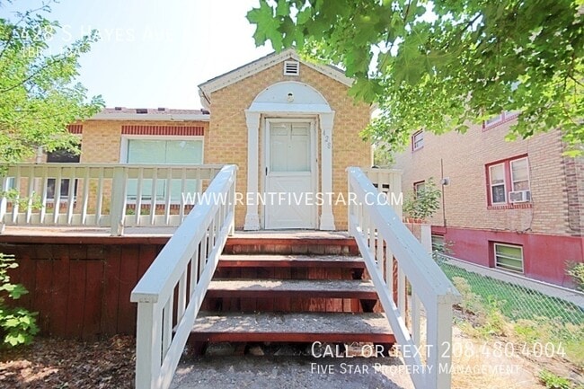 Photo - 428 S Hayes Ave Apartment Unit B