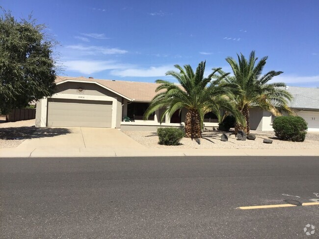 Building Photo - Charming 2BR House in Sun City West