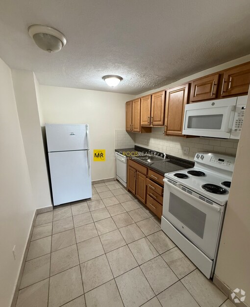 Building Photo - 91 Gardner St Unit 14 Rental