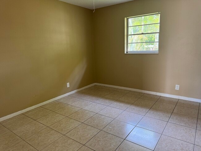 Photo - 3660 Coconut Rd
