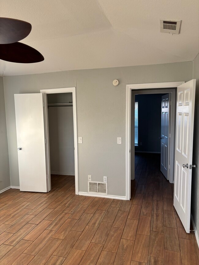 Photo - 1 Harvest Way