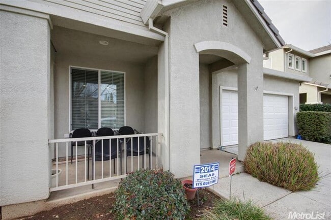 Photo - 4 Bed| 2 Bath | 1702 SF | 2 Car Garage | Single Story | Tenant pays $175 for WS&G.