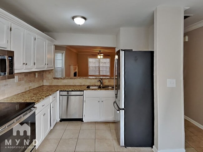 Photo - 5210 Laurel Bridge Dr SE