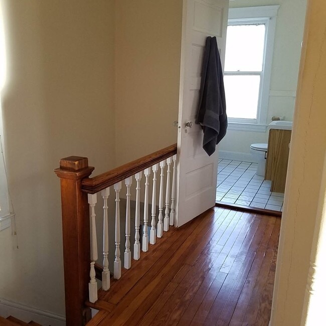 Photo - 123 Johnson St Unit 2nd floor