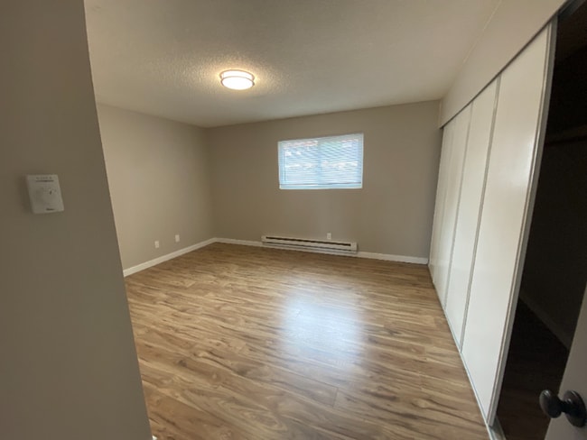 Photo - 308 Summit Ave N Unit 17