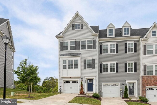 Building Photo - 2008 Ivory Brook Rd Rental