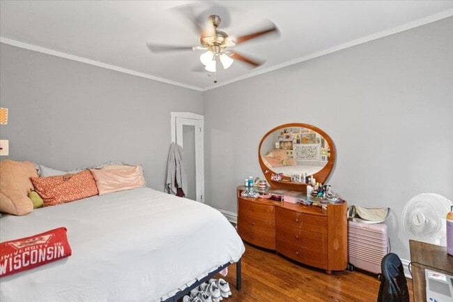 Photo - 3 bedroom in Chicago IL 60614 Unit 2