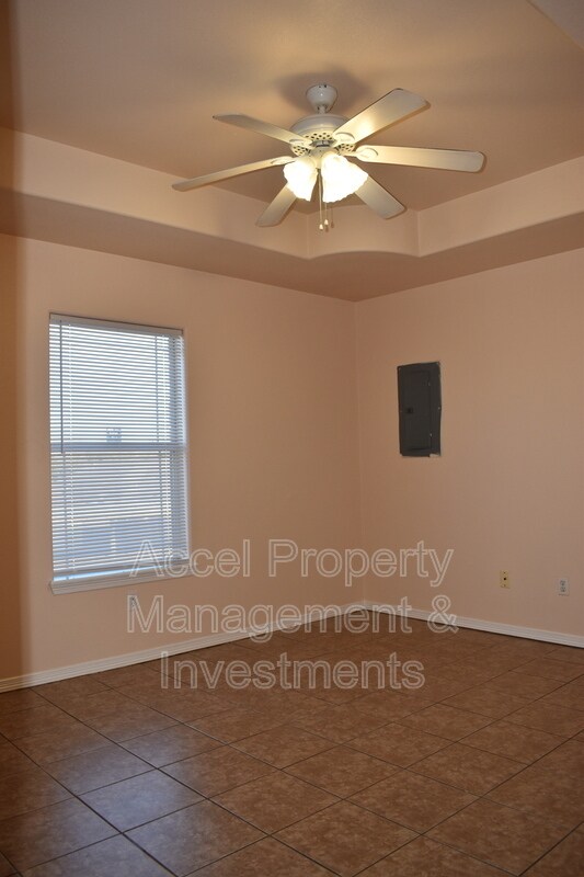 Photo - 811 French Unit 11