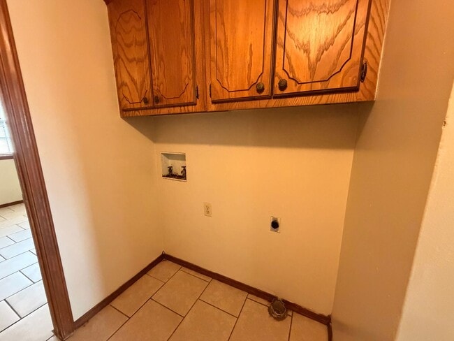 Photo - 1401 S Houston Ave Unit 1401 S Houston, Apt B