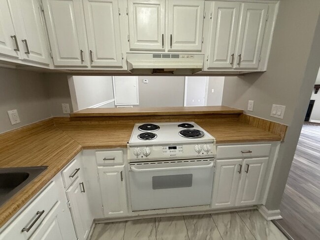 Photo - 3609 Juneau Rd Unit B28