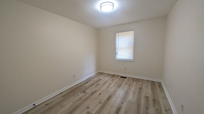 Photo - 2BR/1.5BA Renovated Townhome