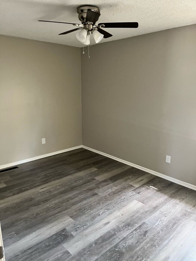 Photo - Affordable 3 Bedroom Home AVAILABLE NOW!