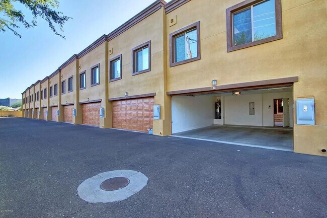 Photo - Brownstone at the Biltmore