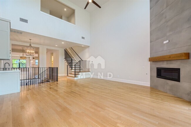 Photo - 4218 Bowser Ave Casa