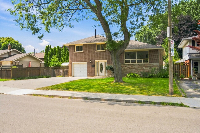 Photo - 7 Delmar Dr