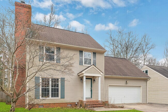 Photo - 127 Suffolk Dr