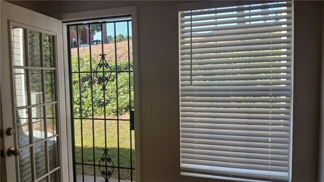 Photo - 5677 Wind Gate Ln